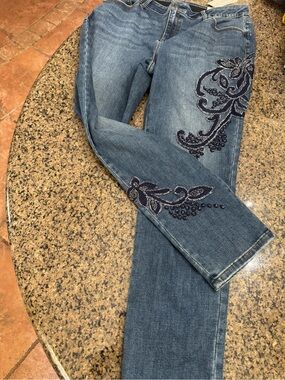 NEW Chico's Straight-Leg Blue Jeans with Navy Floral Beading